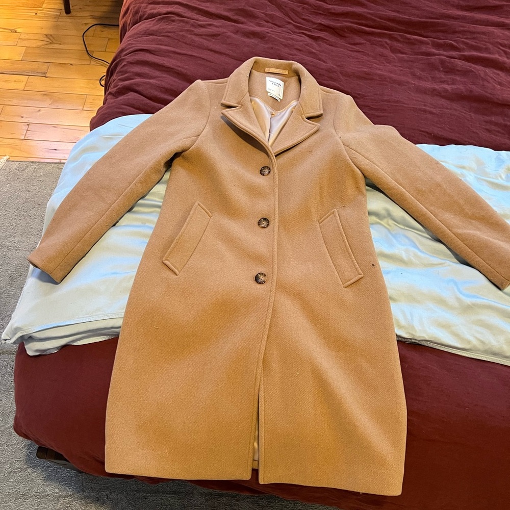 Women's Tan Coat